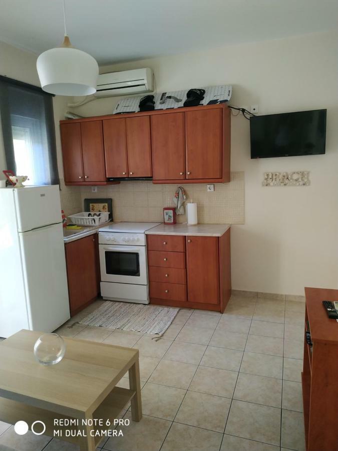 Ourania'S Apartments カメナブルナ エクステリア 写真